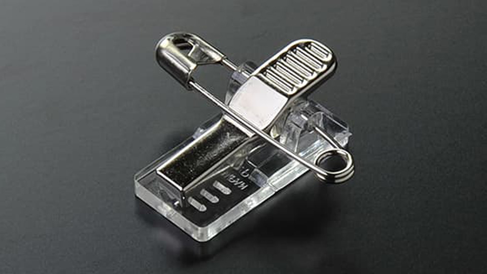 クリップ付き安全ピン